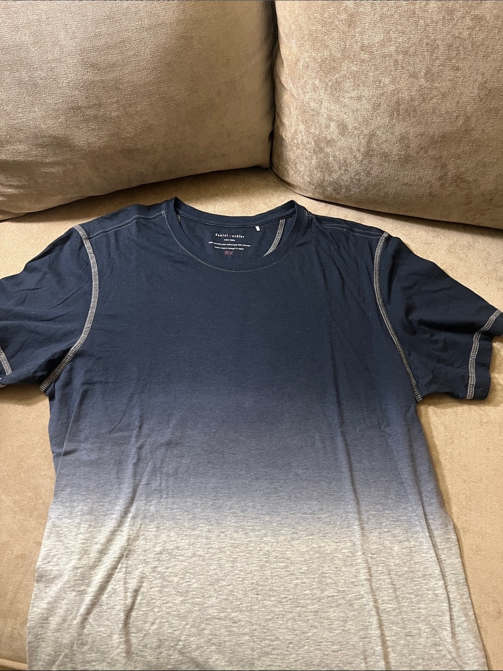 Daniel Buchler Men's Ombre Crew Tee - Navy to Light Gray M